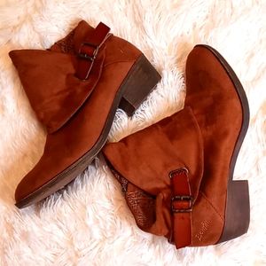 Blowfish boots
